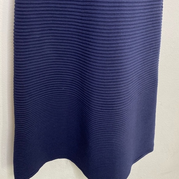 GIORGIO ARMANI SQUARE NECK PLEATED SLEEVELESS WOOL DRESS - Picture 5 of 11